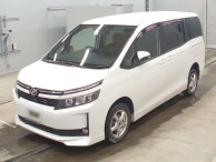 2014 Toyota Voxy