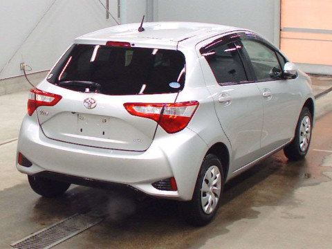 2018 Toyota Vitz NSP135[1]