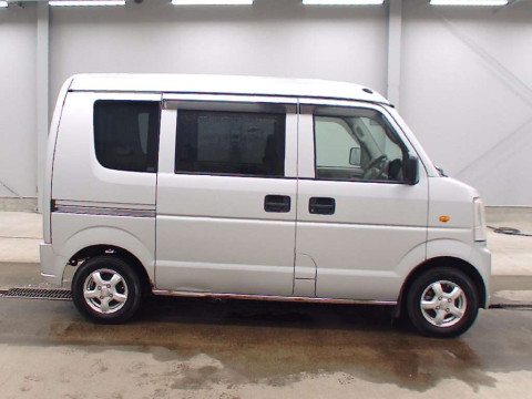 2011 Suzuki Every DA64V[2]