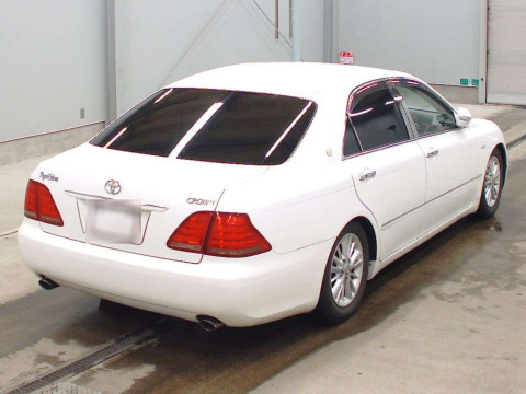 2006 Toyota Crown GRS180[1]