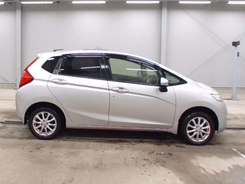 2015 Honda Fit GK4[2]