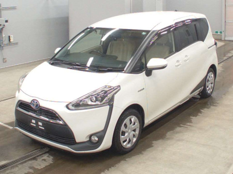 2015 Toyota Sienta NHP170G[0]