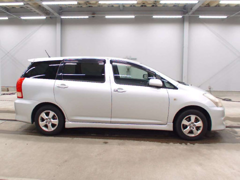 2007 Toyota Wish ZNE14G[2]