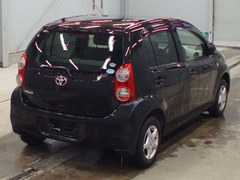 2012 Toyota Passo KGC30[1]