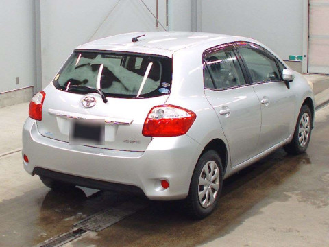 2009 Toyota Auris NZE154H[1]