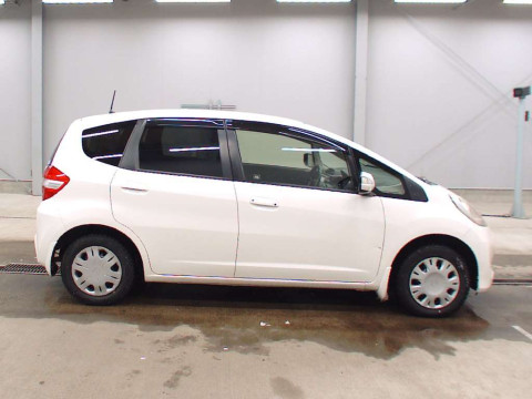 2013 Honda Fit GE6[2]