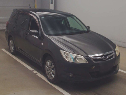 2010 Subaru Exiga YA4[2]