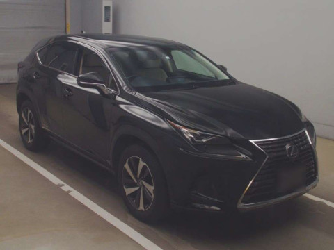 2018 Lexus NX AYZ10[2]