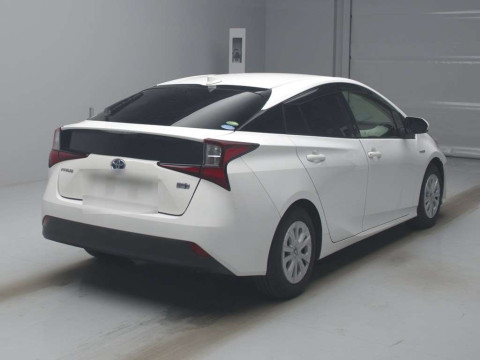 2020 Toyota Prius ZVW51[1]