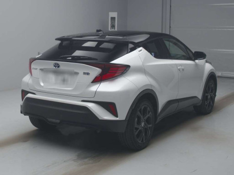 2023 Toyota C-HR ZYX11[1]