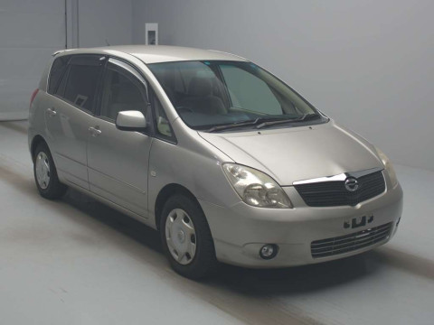 2001 Toyota Corolla Spacio ZZE122N[2]