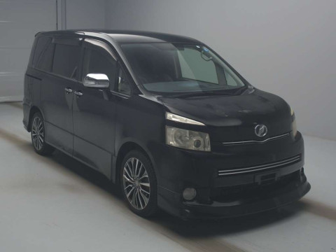 2009 Toyota Voxy ZRR70W[2]