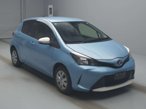 2016 Toyota Vitz KSP130[2]