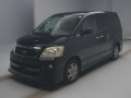 2006 Toyota Noah