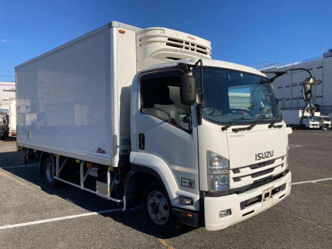 2015 Isuzu Forward FRR90S1[2]