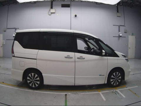 2016 Nissan Serena GFC27[2]