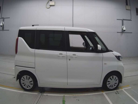 2022 Mitsubishi eK Space B34A[2]