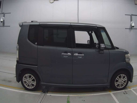 2012 Honda N-BOX CUSTOM JF1[2]