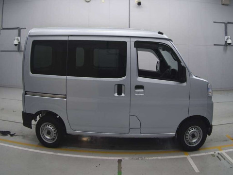 2023 Daihatsu Hijet Cargo S700V[2]