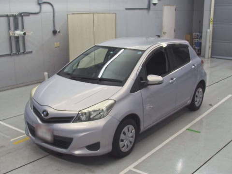 2013 Toyota Vitz KSP130[0]