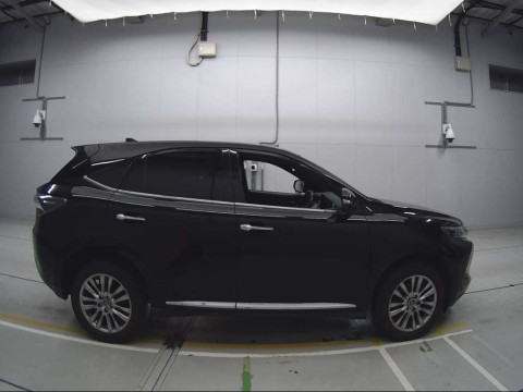 2015 Toyota Harrier ZSU60W[2]