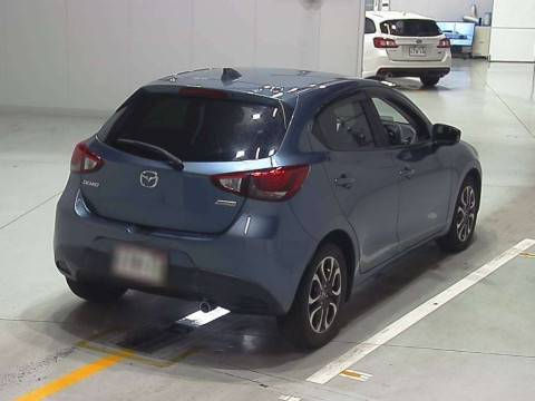 2016 Mazda Demio DJ5FS[1]