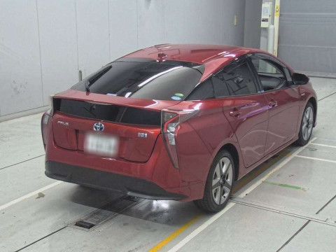 2018 Toyota Prius ZVW50[1]