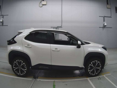 2021 Toyota YARIS CROSS MXPB10[2]