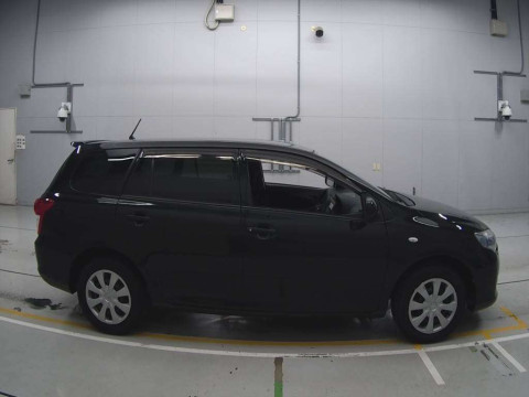 2012 Toyota Corolla Fielder NZE141G[2]