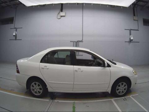 2004 Toyota Corolla Sedan NZE121[2]