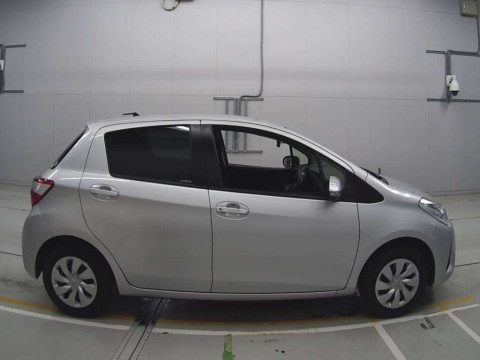 2019 Toyota Vitz KSP130[2]