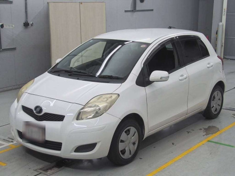 2008 Toyota Vitz SCP90[0]