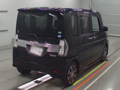 2016 Daihatsu Tanto Custom LA600S[1]