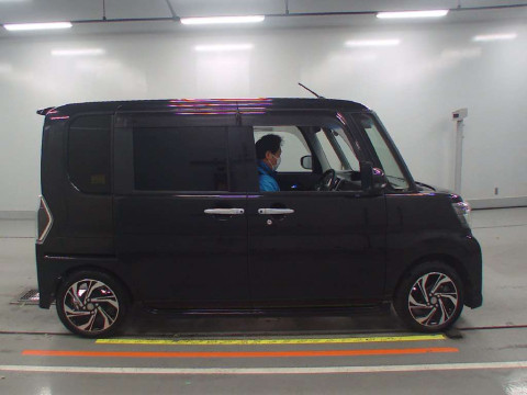 2019 Daihatsu Tanto Custom LA600S[2]