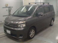 2010 Toyota Voxy