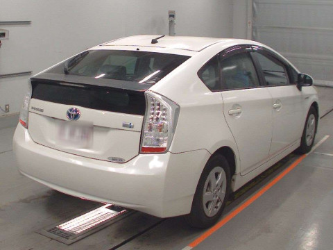 2010 Toyota Prius ZVW30[1]