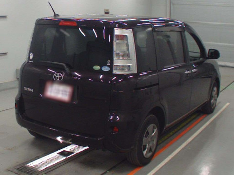 2014 Toyota Sienta NCP81G[1]