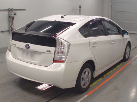 2011 Toyota Prius ZVW30[1]