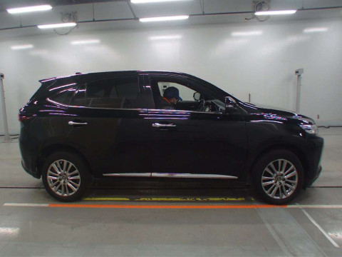 2018 Toyota Harrier ZSU60W[2]