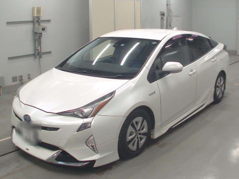 2016 Toyota Prius ZVW51[0]