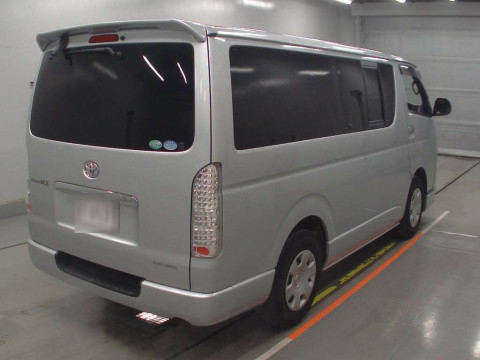 2011 Toyota Regiusace Van TRH200V[1]