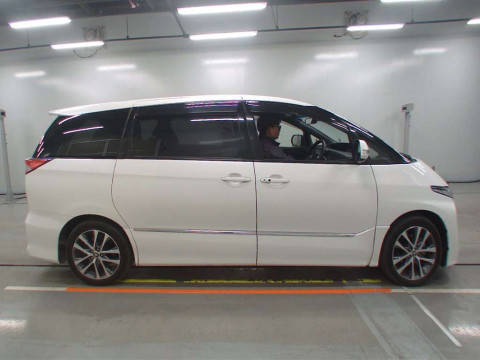 2017 Toyota Estima ACR50W[2]