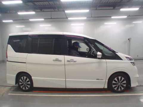 2017 Nissan Serena GFC27[2]