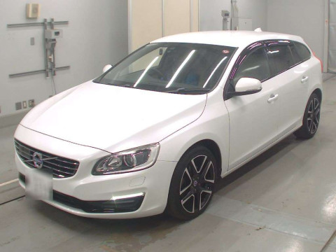 2016 Volvo V60 FD4204T[0]