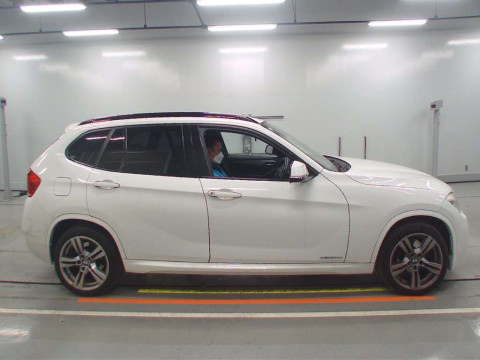 2013 BMW X1 VM20[2]