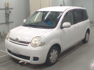 2010 Toyota Sienta