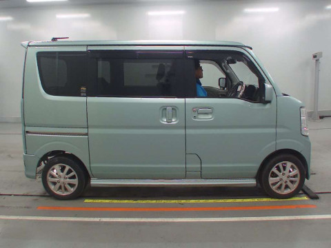 2019 Suzuki Every Wagon DA17W[2]