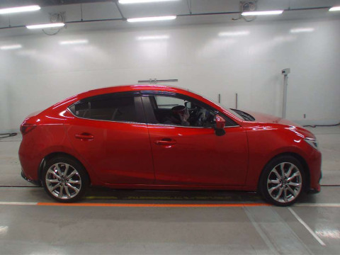 2016 Mazda Axela BM2FP[2]