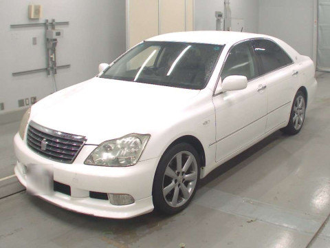 2004 Toyota Crown GRS182[0]