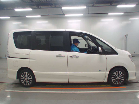 2014 Nissan Serena HFC26[2]